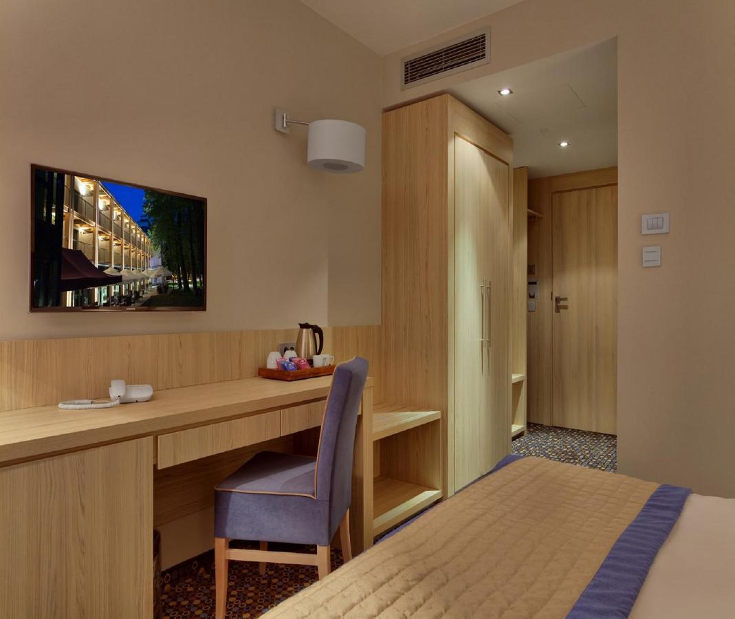 Bristol Art & Medical Spa 부스코-즈드로이 외부 사진